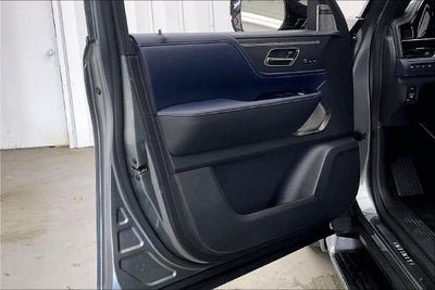 2027 INFINITI QX80 SPORT InStock