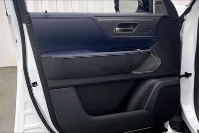 2027 INFINITI QX80 SPORT InStock