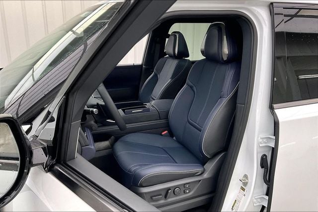 2027 INFINITI QX80 SPORT InStock